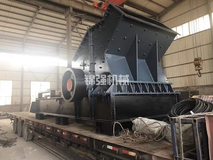 鵝卵石制砂機(jī)多少錢(qián)(圖3) 鵝卵石制砂機(jī)多少錢(qián)